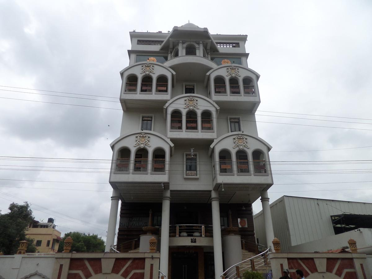 Hotel Raj Palace Ahmednagar Zewnętrze zdjęcie