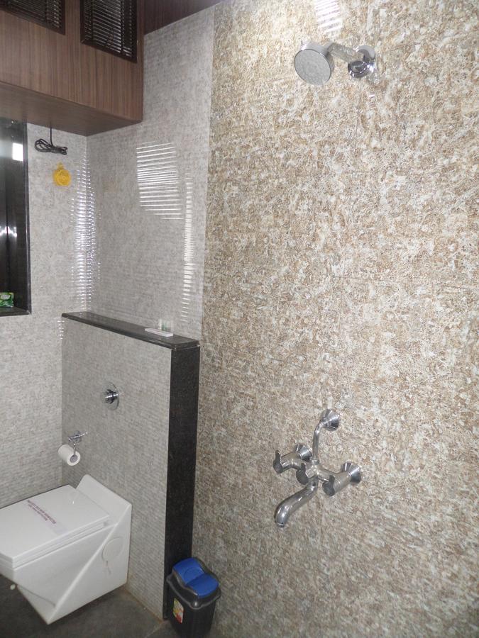 Hotel Raj Palace Ahmednagar Zewnętrze zdjęcie