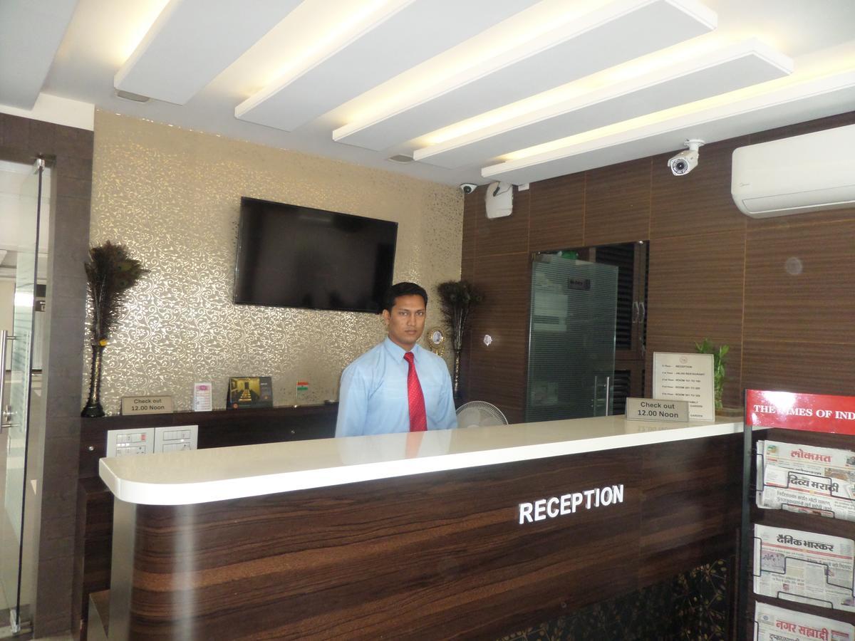 Hotel Raj Palace Ahmednagar Zewnętrze zdjęcie